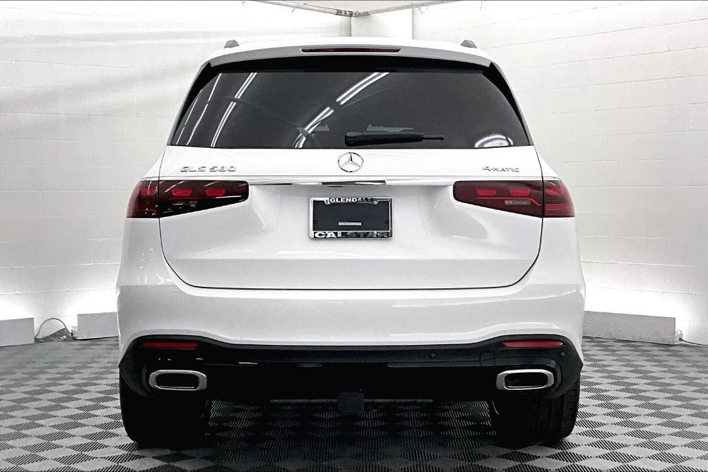 new 2025 Mercedes-Benz GLS 580 car, priced at $118,805
