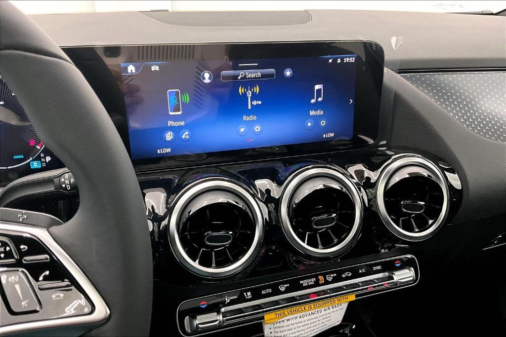 new 2026 Mercedes-Benz GLA 250 car, priced at $45,235