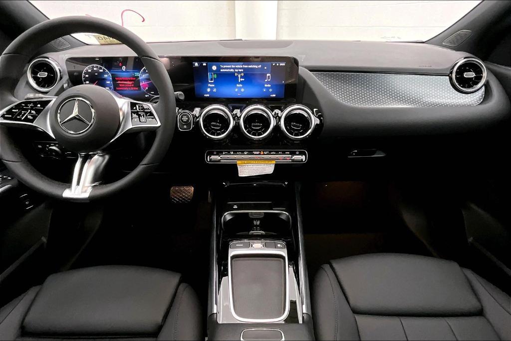 new 2026 Mercedes-Benz GLA 250 car, priced at $45,235