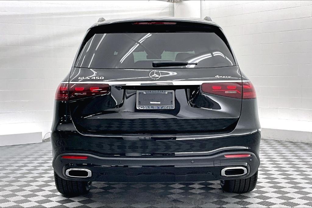 new 2025 Mercedes-Benz GLS 450 car, priced at $94,855