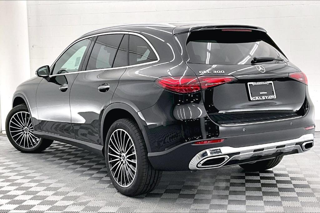 new 2025 Mercedes-Benz GLC 300 car, priced at $55,265