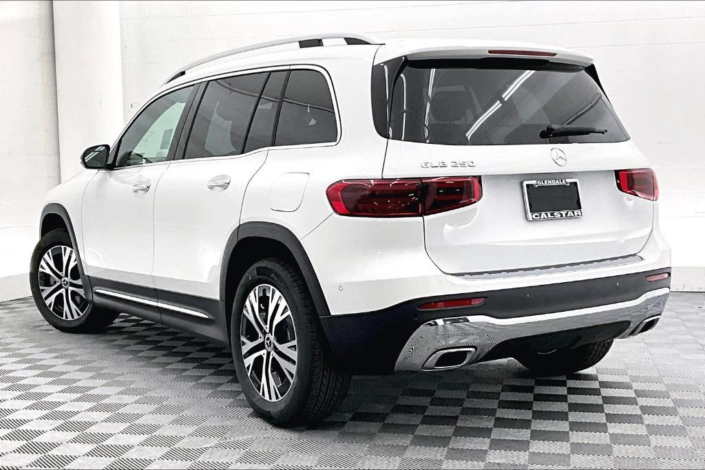 new 2025 Mercedes-Benz GLB 250 car, priced at $47,470