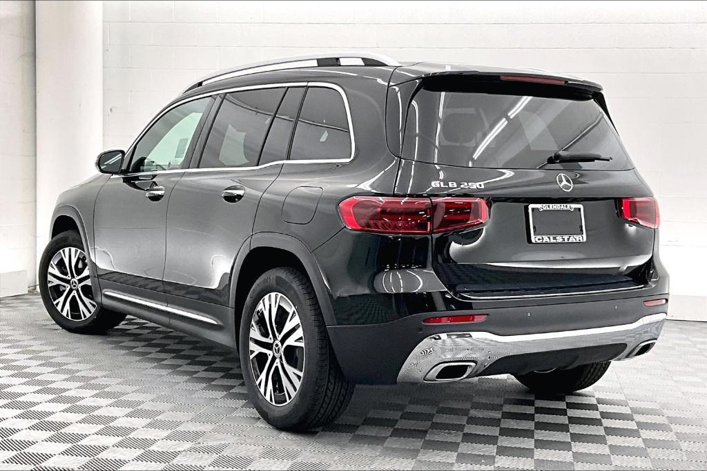 new 2025 Mercedes-Benz GLB 250 car, priced at $47,420