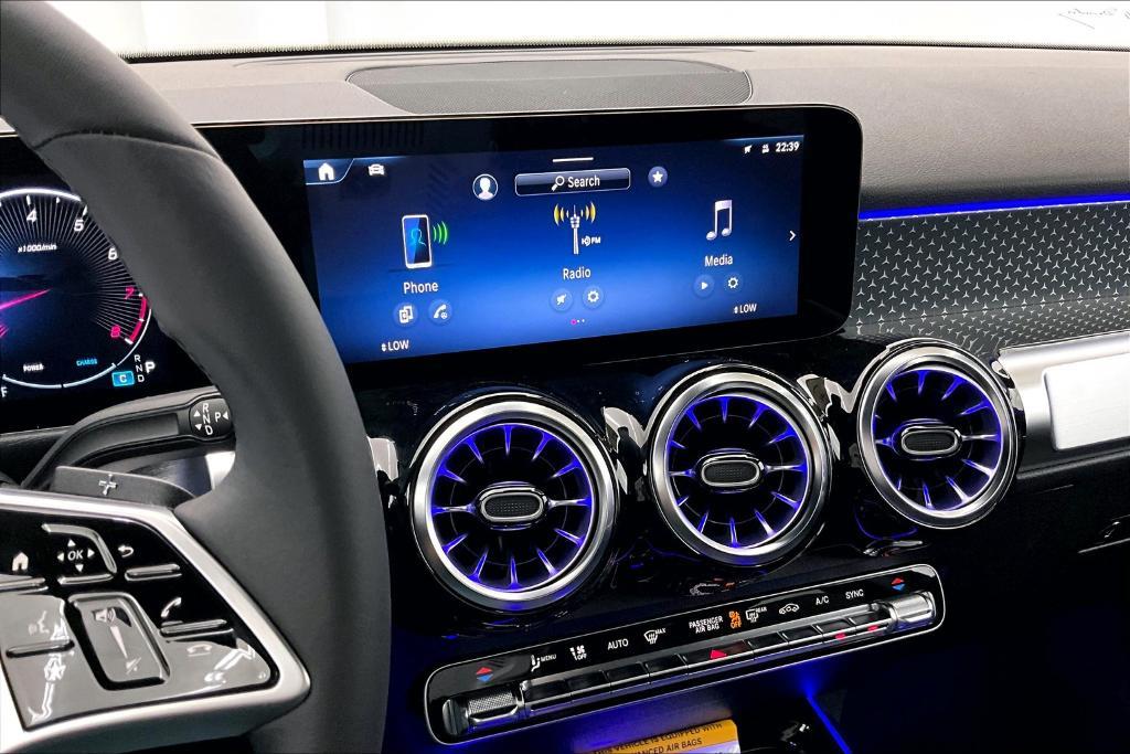 new 2025 Mercedes-Benz GLB 250 car, priced at $47,420