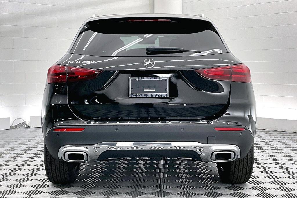 new 2025 Mercedes-Benz GLA 250 car, priced at $45,845