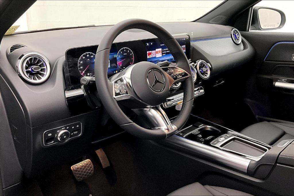 new 2025 Mercedes-Benz GLA 250 car, priced at $45,845