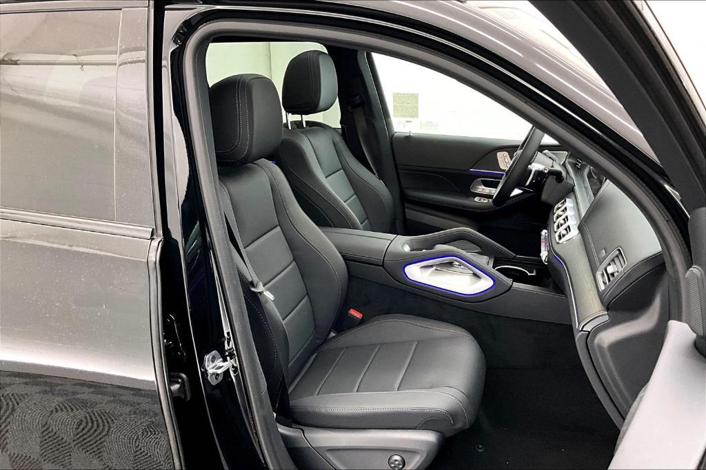 new 2026 Mercedes-Benz GLS 450 car, priced at $99,980