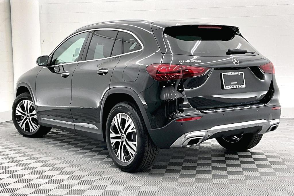 new 2025 Mercedes-Benz GLA 250 car, priced at $45,845