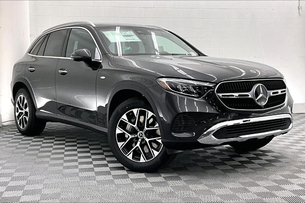 new 2025 Mercedes-Benz GLC 350e car, priced at $64,055