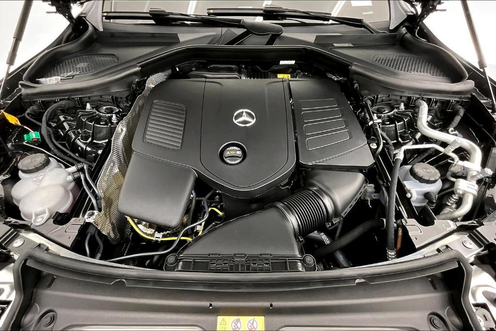 new 2025 Mercedes-Benz GLC 350e car, priced at $64,055