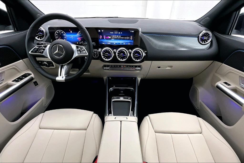 new 2025 Mercedes-Benz GLA 250 car, priced at $45,650