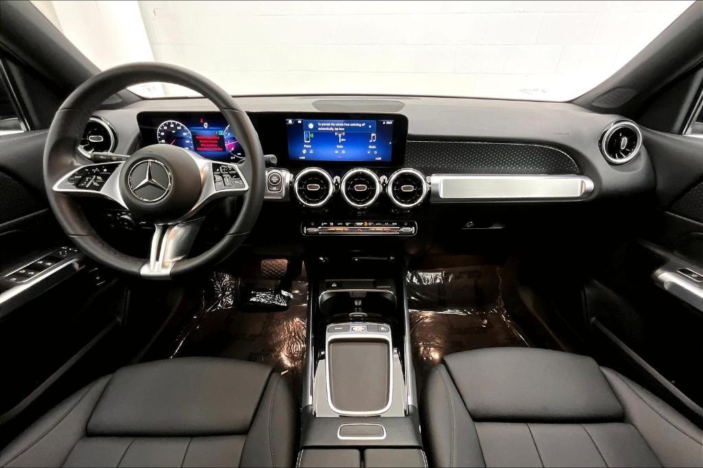 used 2025 Mercedes-Benz GLB 250 car, priced at $36,698