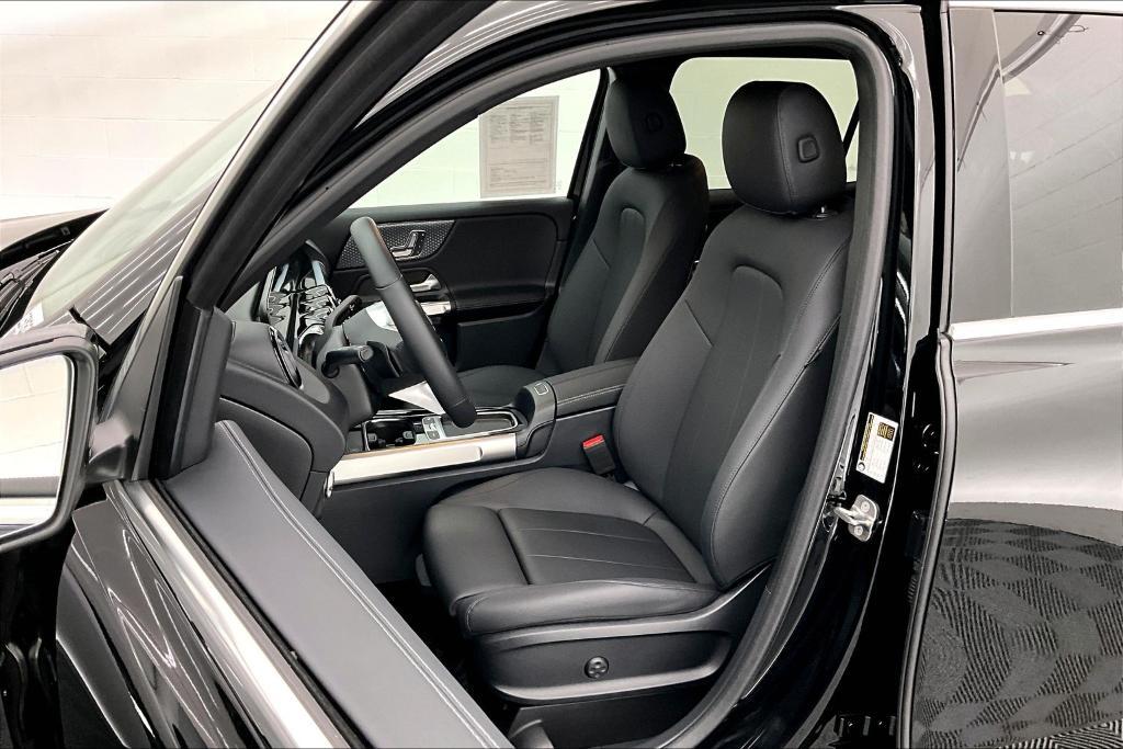 used 2025 Mercedes-Benz GLB 250 car, priced at $36,698