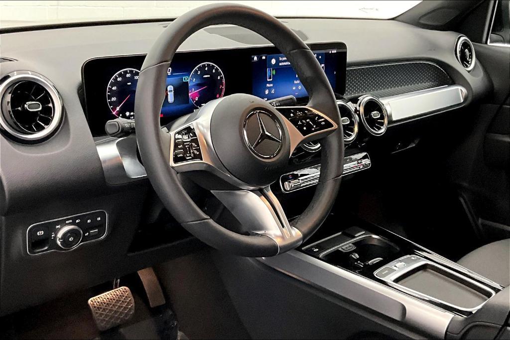 used 2025 Mercedes-Benz GLB 250 car, priced at $36,698