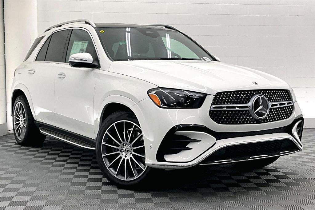 new 2025 Mercedes-Benz GLE 450e car, priced at $80,000