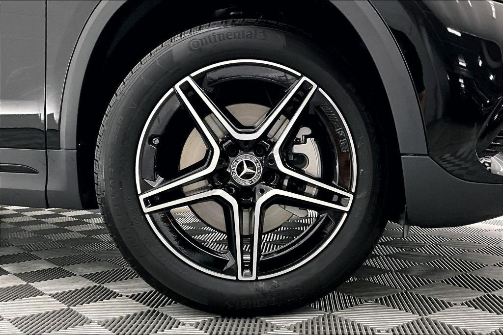 new 2026 Mercedes-Benz GLA 250 car, priced at $42,985