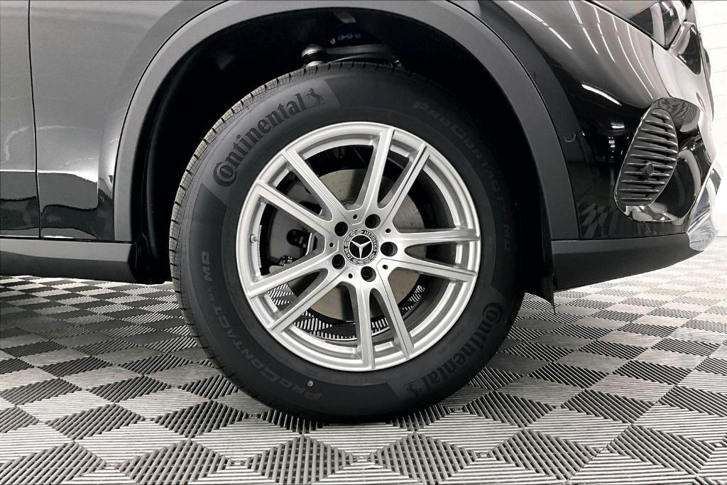 new 2025 Mercedes-Benz GLC 300 car, priced at $50,435