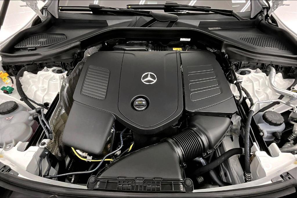 new 2025 Mercedes-Benz GLC 350e car, priced at $63,405
