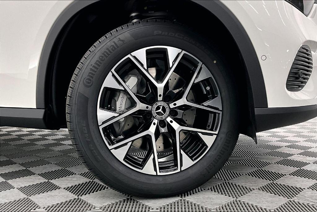 new 2025 Mercedes-Benz GLC 350e car, priced at $63,405