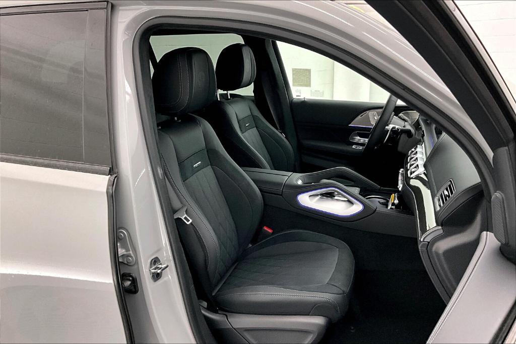new 2025 Mercedes-Benz AMG GLS 63 car, priced at $160,495