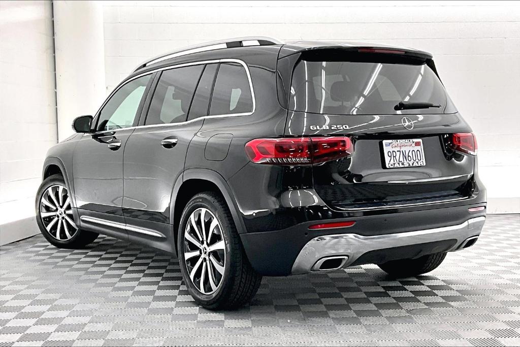 used 2022 Mercedes-Benz GLB 250 car, priced at $26,981