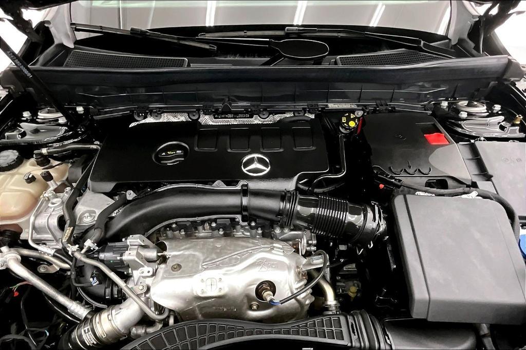 used 2022 Mercedes-Benz GLB 250 car, priced at $26,981