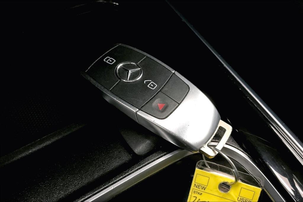 used 2022 Mercedes-Benz GLB 250 car, priced at $26,981