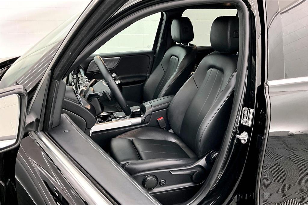 used 2022 Mercedes-Benz GLB 250 car, priced at $26,981