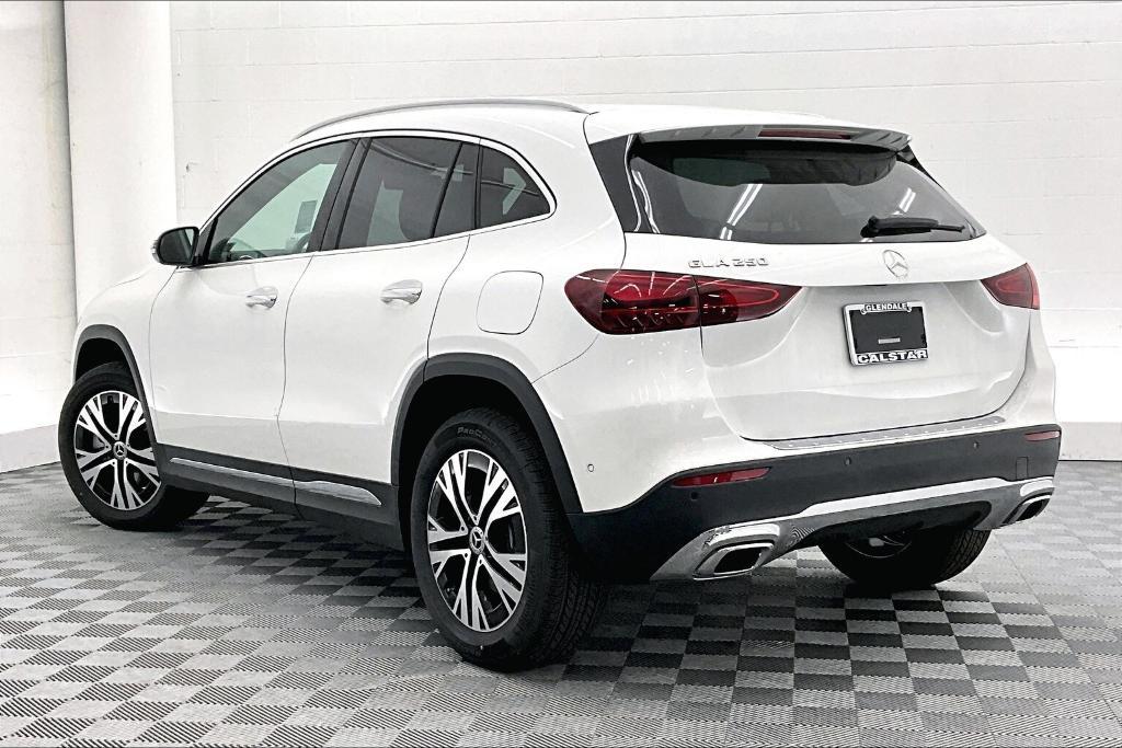 new 2025 Mercedes-Benz GLA 250 car, priced at $45,845