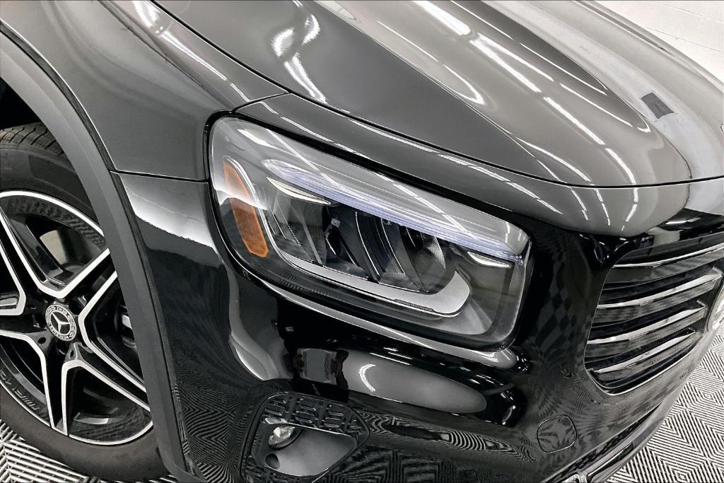 new 2026 Mercedes-Benz GLB 250 car, priced at $48,135