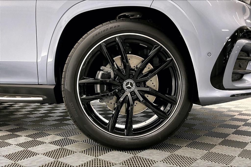 new 2026 Mercedes-Benz GLS 580 car, priced at $129,770