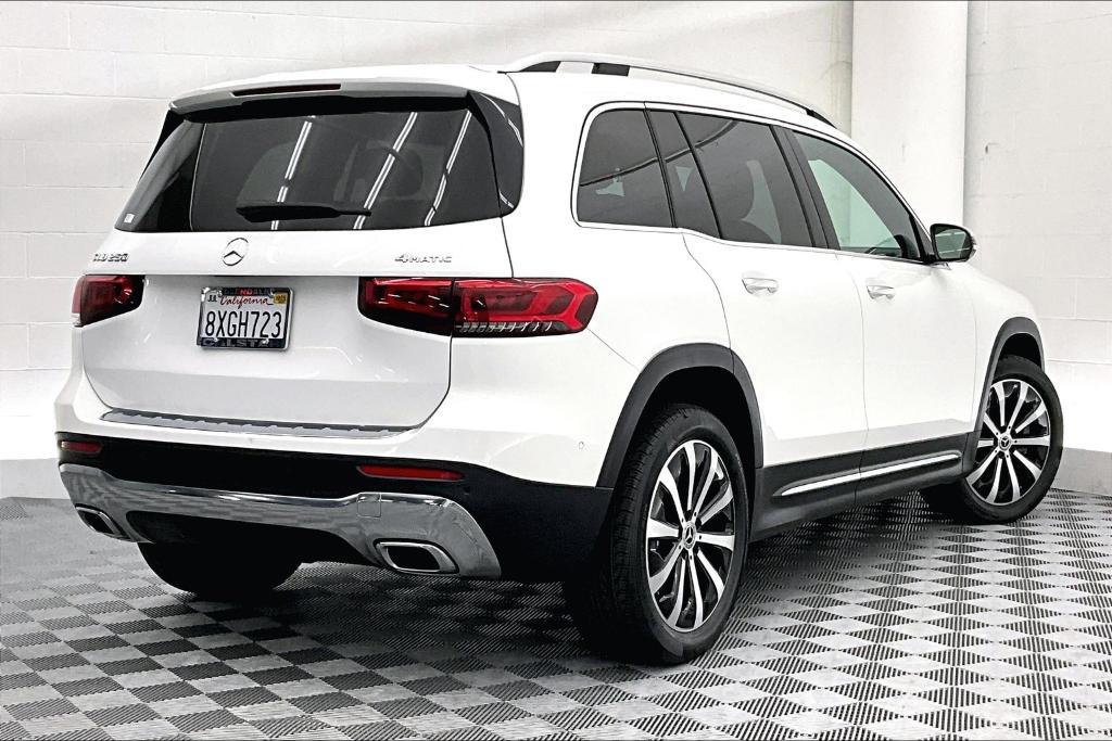 used 2021 Mercedes-Benz GLB 250 car, priced at $27,981