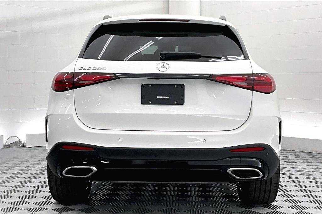 new 2025 Mercedes-Benz GLC 300 car, priced at $56,505