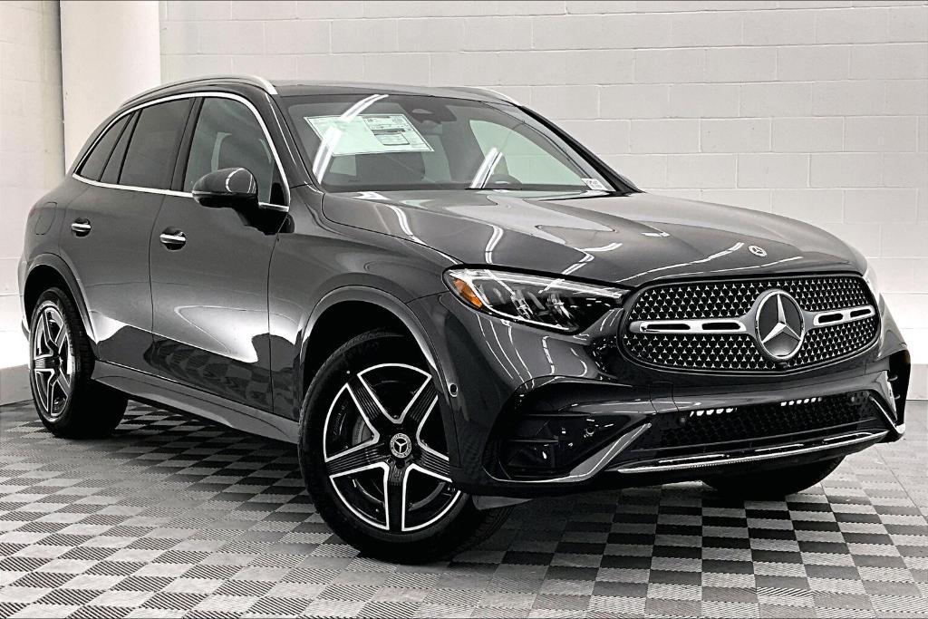 new 2025 Mercedes-Benz GLC 300 car, priced at $60,585