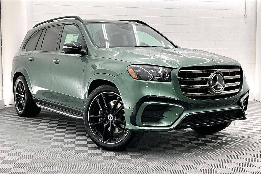 new 2025 Mercedes-Benz GLS 450 car, priced at $105,915