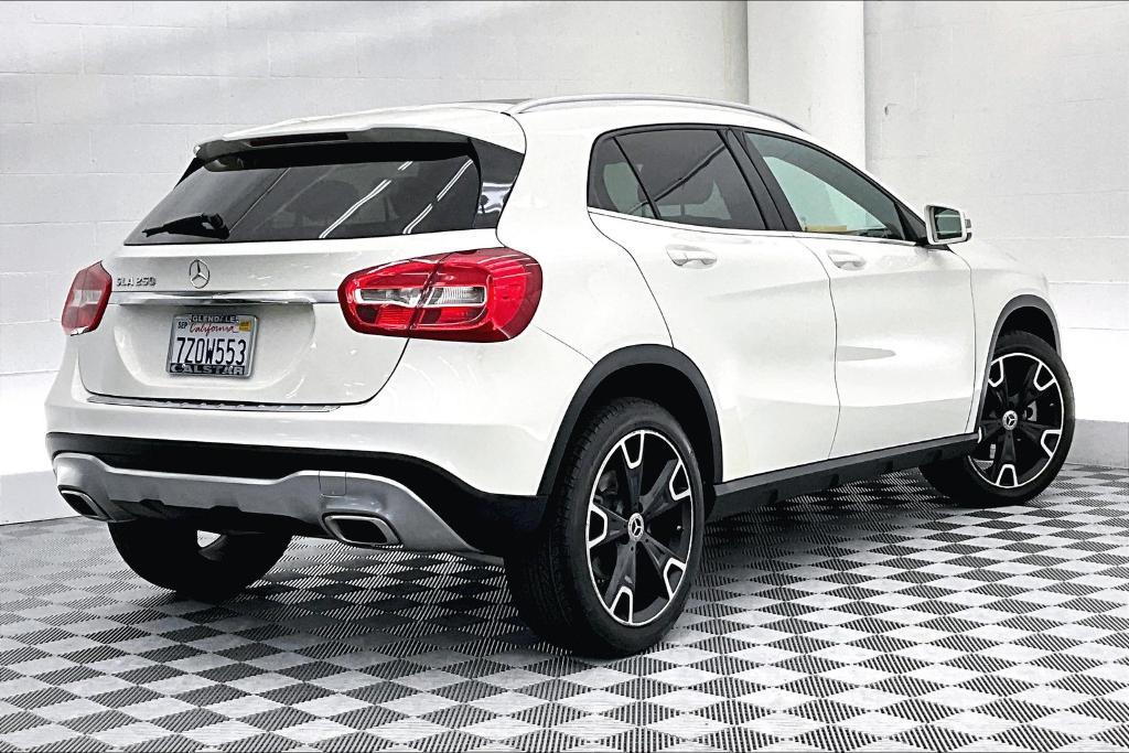 used 2018 Mercedes-Benz GLA 250 car, priced at $17,488