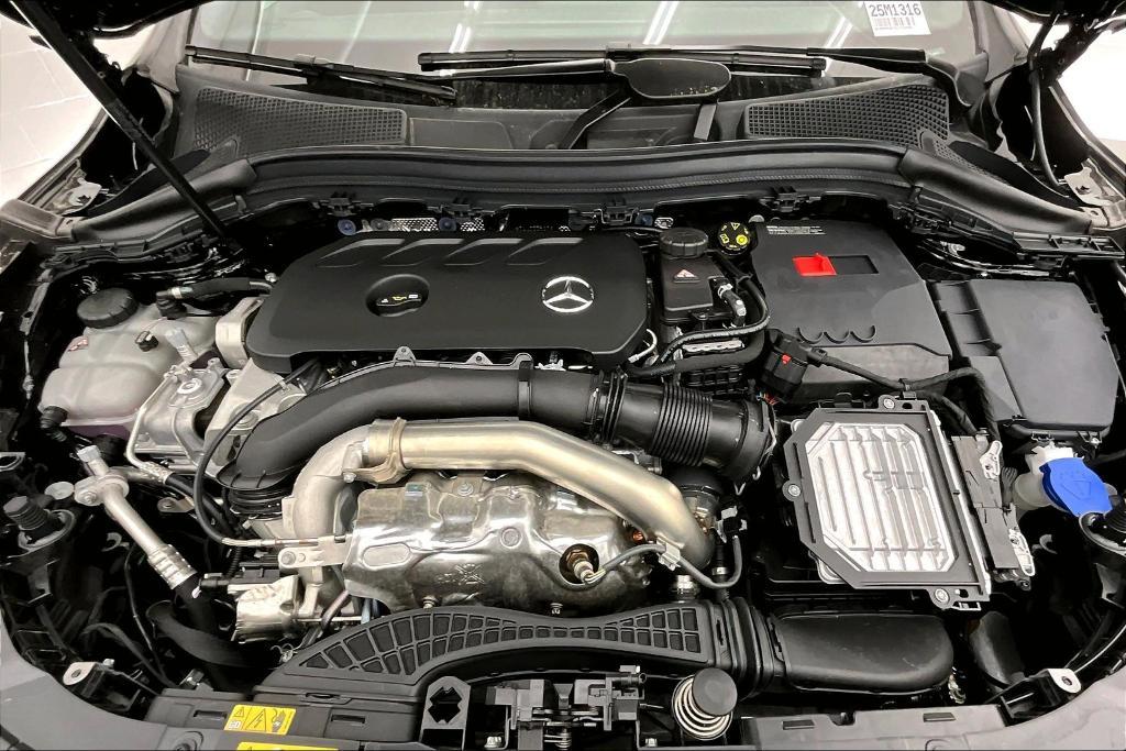 new 2025 Mercedes-Benz GLA 250 car, priced at $44,345