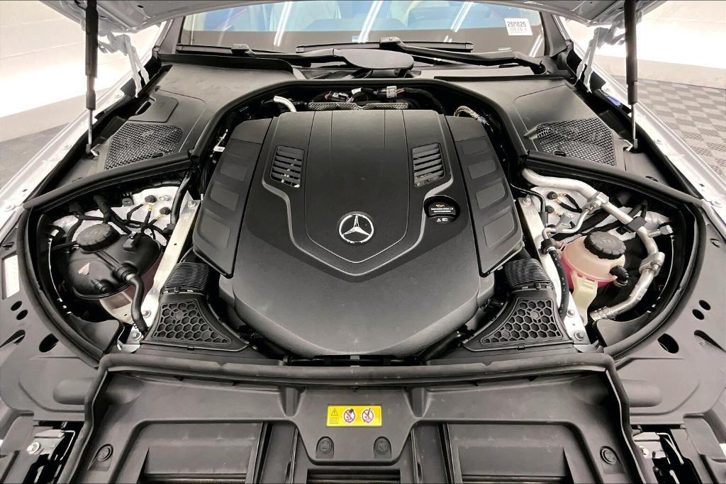 new 2025 Mercedes-Benz Maybach S 580 car, priced at $220,095