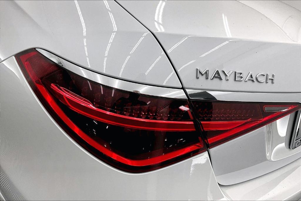 new 2025 Mercedes-Benz Maybach S 580 car, priced at $220,095