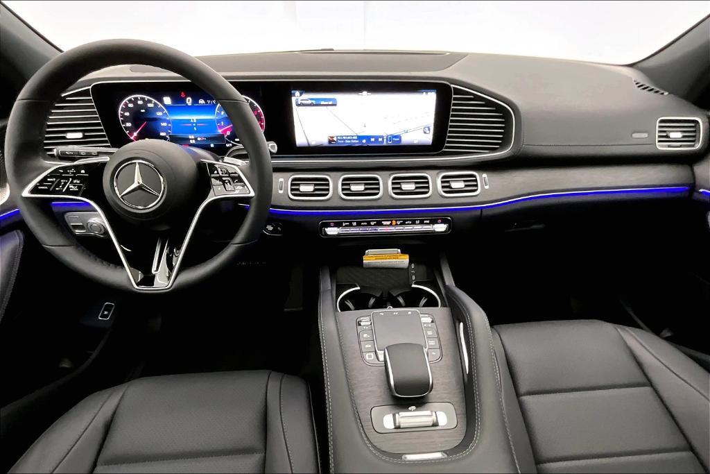 new 2025 Mercedes-Benz GLS 450 car, priced at $91,945