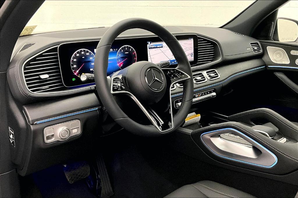 new 2025 Mercedes-Benz GLS 450 car, priced at $91,945