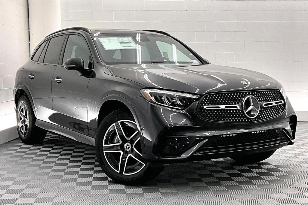 new 2025 Mercedes-Benz GLC 300 car, priced at $58,985