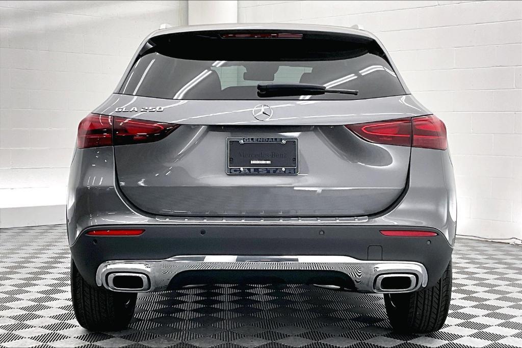 new 2025 Mercedes-Benz GLA 250 car, priced at $45,745