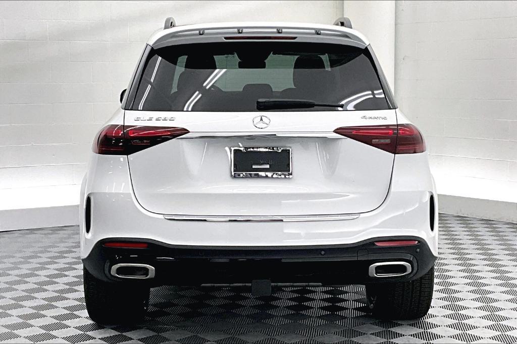 new 2025 Mercedes-Benz GLE 580 car, priced at $99,030