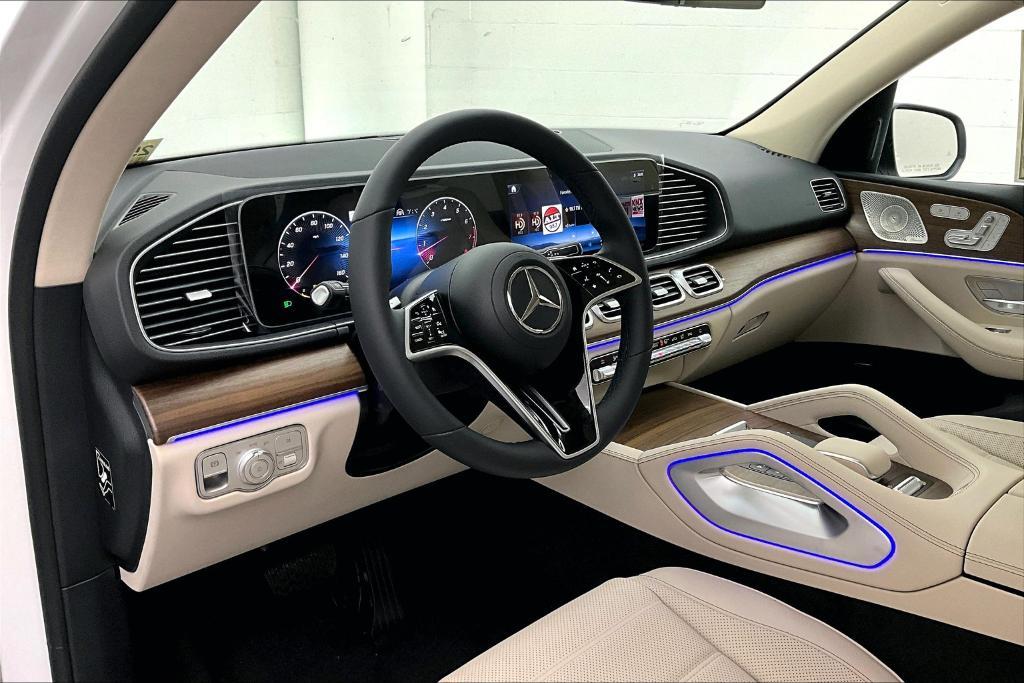 new 2025 Mercedes-Benz GLE 580 car, priced at $99,030