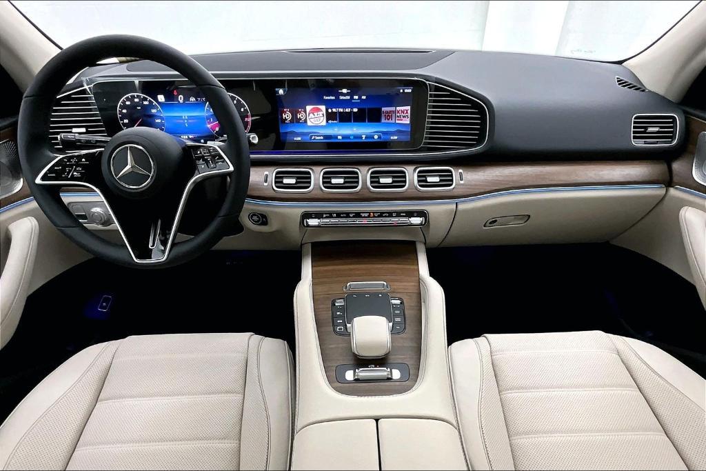 new 2025 Mercedes-Benz GLE 580 car, priced at $99,030