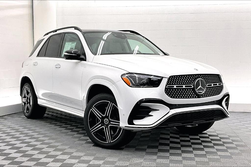 new 2025 Mercedes-Benz GLE 580 car, priced at $99,030