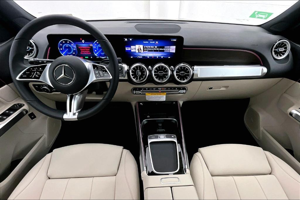 new 2024 Mercedes-Benz EQB 300 car, priced at $59,075