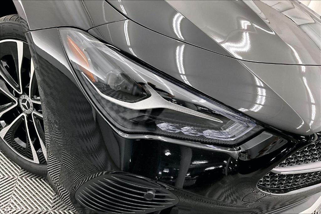 new 2025 Mercedes-Benz CLA 250 car, priced at $45,945