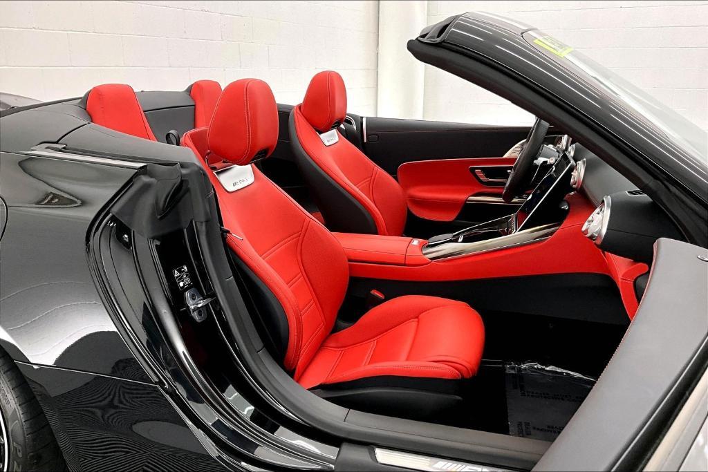 used 2025 Mercedes-Benz AMG SL 43 car, priced at $107,888